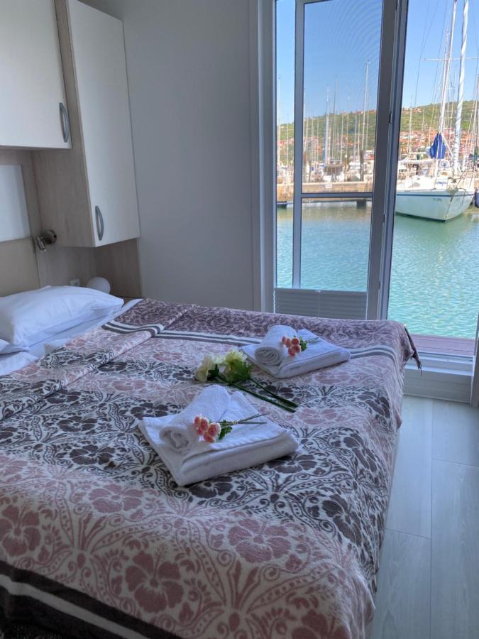 Floating House Blue Moon Villa Portoroz Exterior photo